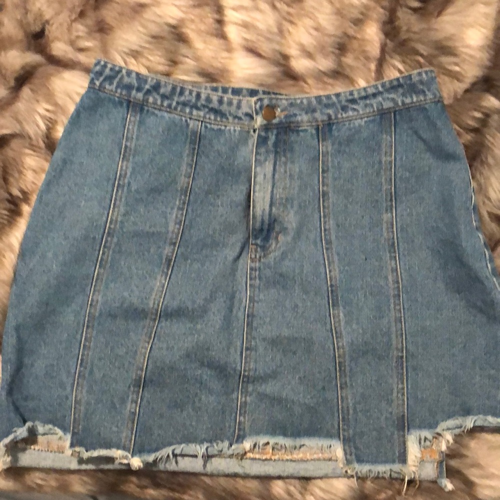 Cute and fun jean skirt!